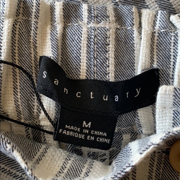 NWT Sanctuary brand skirt. - Picture 3 of 5